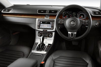 新型「フォルクスワーゲン・パサート」日本上陸の画像