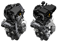 「スズキ・ハスラー」に搭載される「R06A」型エンジン。右が自然吸気、左がターボ。
    