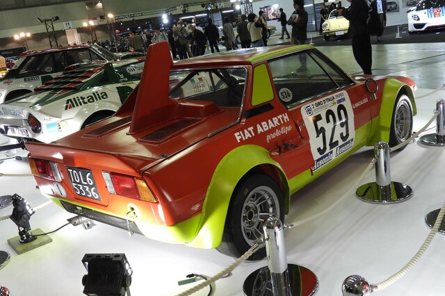 オートモビル カウンシル2025」の会場から（主催者テーマ展示「THE