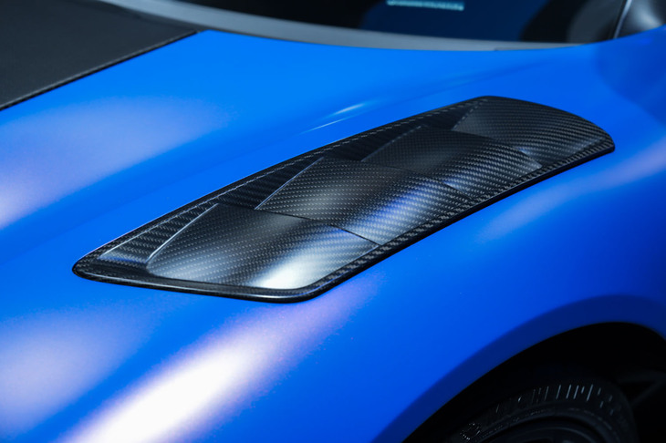 マセラティGT2ストラダーレ（フロントフェンダー）