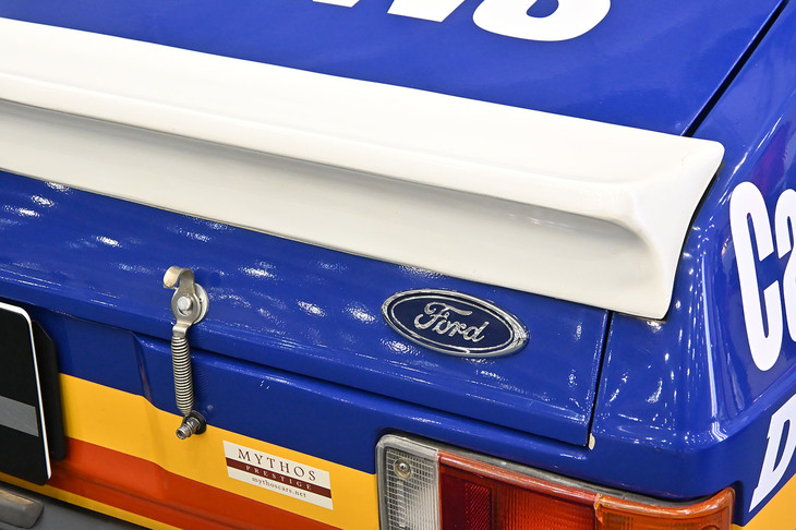 フォード・エスコートRS2000（1980年）／ミュートス プレステージ