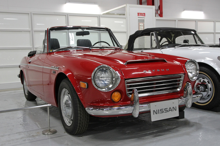 1968年「ダットサン・スポーツ1600」（SPL311）。日本で1965年に登場した「ダットサン・フェアレディ1600」（SP311）の北米輸出仕様、それも安全対策のためにウインドシールドの丈が高くなり、サイドマーカーランプなどを備えた、珍しい最終型である。