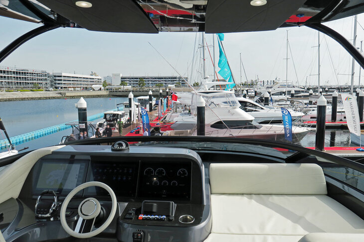 レクサスLY650（ブリッジ）