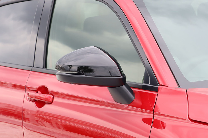 ホンダ・ヴェゼルe：HEV RS（サイドミラー）