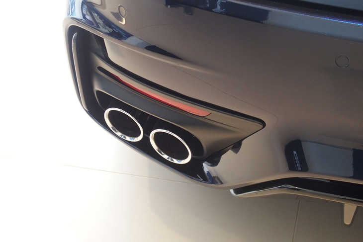 マセラティ・グラントゥーリズモ トロフェオ（エキゾーストフィニッシャー）