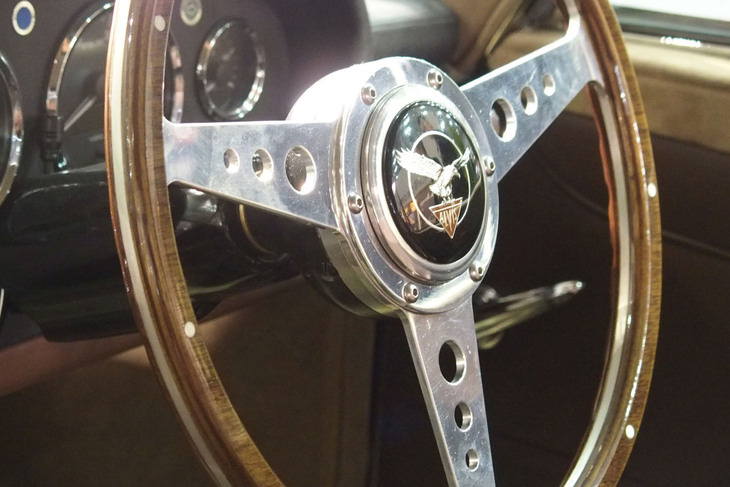 アルヴィス3リッター グラバー スーパークーペ（コンティニュエーションモデル）