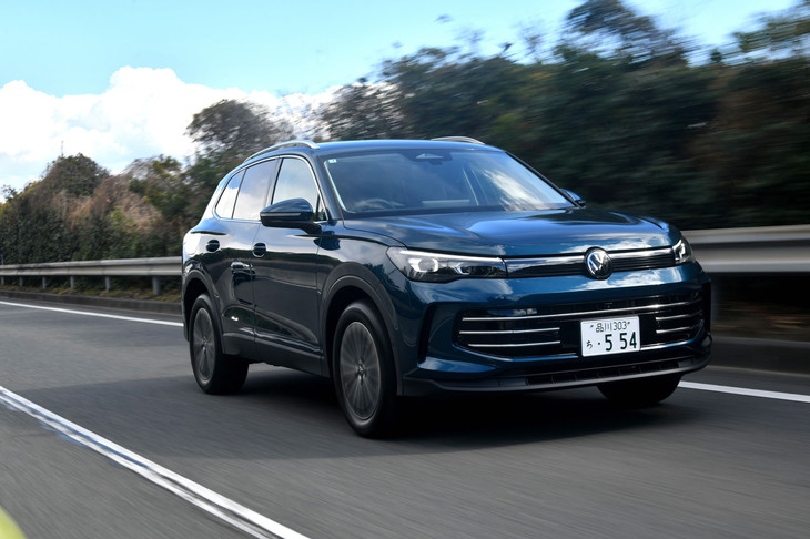 フォルクスワーゲン・ティグアンTDI 4MOTIONエレガンス