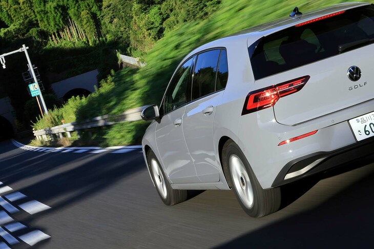 四季を通じて使えるというだけでなく、ドライ路での快適かつファンなドライブにも寄与してくれる「ネクセン・エヌブルー4シーズン」。より積極的に選びたくなるオールシーズンタイヤだった。