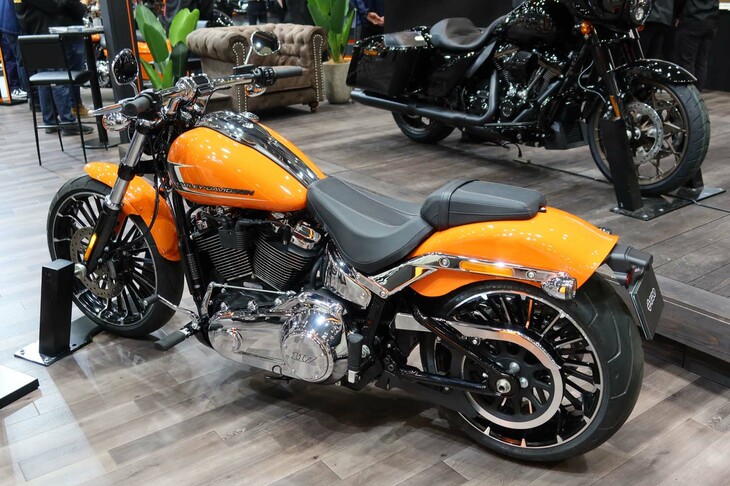 ハーレーダビッドソン・ブレイクアウト117