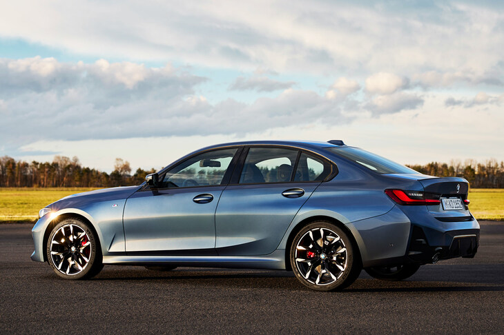 5代目、6代目と、最近は7年スパンで世代交代している「3シリーズ」。現行型のデビューは2019年なので、それに倣えばあと2～3年でフルモデルチェンジを迎えることとなる。新型の登場が、楽しみなような、怖いような……。