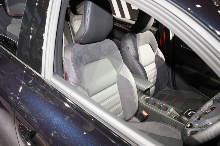 ルノー・アルカナ