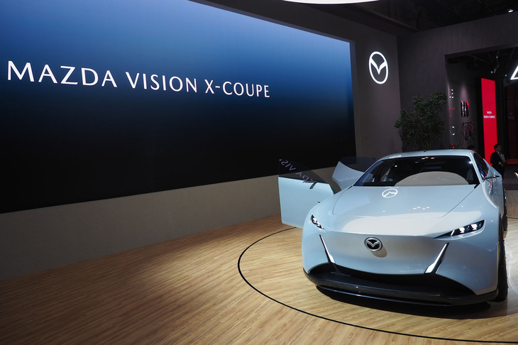 マツダ・ビジョンXクーペ
