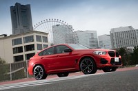 ボディーサイズは全長×全幅×全高＝4760×1925×1620mm。基本設計の同じ「X3 Mコンペティション」よりも60mm長く、30mm幅広く、55mm低いスタイリングとなっている。