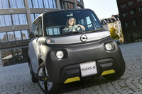 オペル・ロックスe（写真：ステランティス）