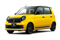 軽と輸入車を除いた乗用車のMT比率はいまや1％ほど。しかし、軽に限れば「ホンダN-ONE」（写真）や「スズキ・ジムニー」、ダイハツの「コペン」に「ハイゼット」と、MT車の選択肢はそこそこ残されている。新型「スズキ・アルト」にMT車がないなど、減少傾向にはあるが……。