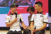 中上選手いわく「カル（クラッチロー選手）は自分にとって先生。LCRに入ったときから、色々教えてくれた」とのこと。なお、今回のイベントでは、来シーズンも中上選手がLCRホンダ・イデミツからMotoGPクラスに参戦することが発表された。