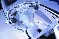 「MW-VISION」はLMWテクノロジーを用いたパーソナルモビリティーだ。