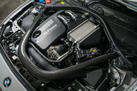 3リッター直6エンジンは、「M3／M4」と同じ「S55」型へと変更。最高出力は410ps、最大トルクは550Nmとなっている。