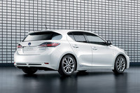 レクサス、コンパクトハッチ「CT200h」を出展【ジュネーブショー2010】の画像