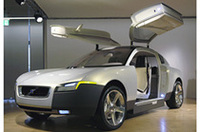 女性の好みは世界を制す!?　ボルボのコンセプトカー「YCC」の画像