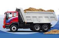 大型商用車「タタ ノバス」