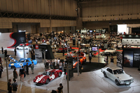 幕張メッセ国際展示場2・3ホールの会場風景。