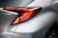 コンパクトクロスオーバーのトヨタC-HR登場【ジュネーブショー2016】の画像