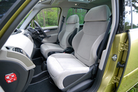 シトロエンC4ピカソ 2.0エクスクルーシブ（FF/2ペダル6MT）【ブリーフテスト】の画像