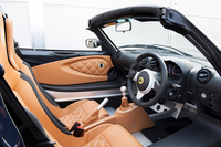 ロータス・エリーゼにクラシカルな限定モデルの画像