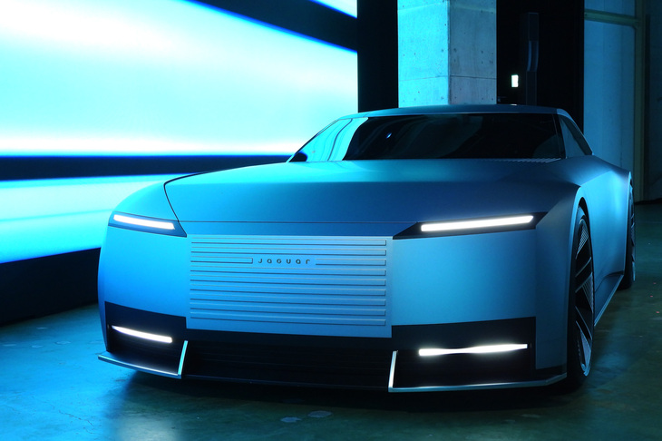 ジャガー・タイプ00