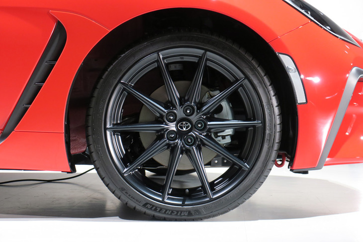 トヨタGR 86（フロントホイール＆タイヤ）