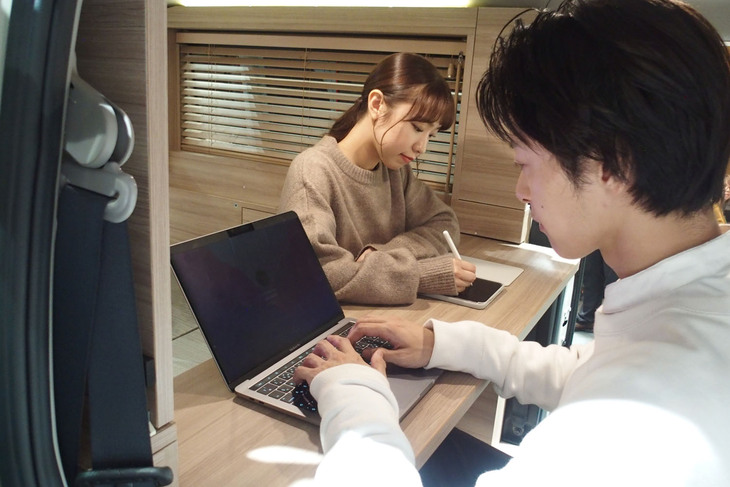 キャラバンMYROOMローンチエディション（インテリア）