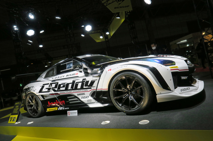 「ダンロップSP SPORT MAXX GT600」を装着した「TRUST GReddy 35RX SPEC-D」。