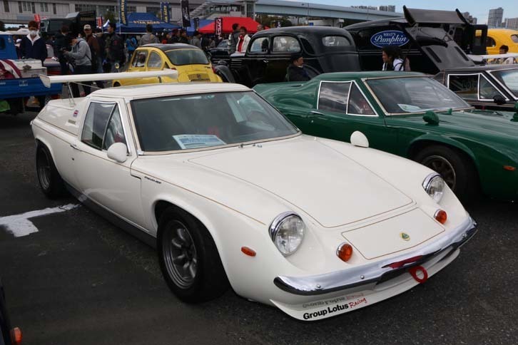 「ロータス・ヨーロッパ」も多数展示されていた。スーパーカーブームを巻き起こした『サーキットの狼』の主人公・風吹裕也の愛車をほうふつさせるエアロが装着されていた。