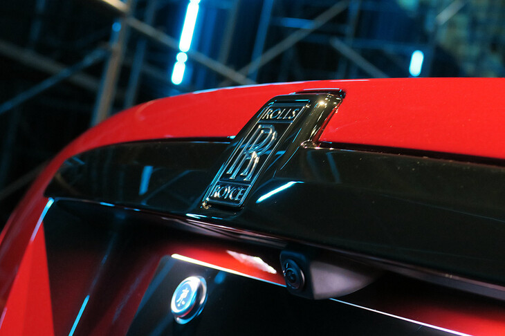 ロールス・ロイス・ブラックバッジ・ゴースト（リアエンブレム）