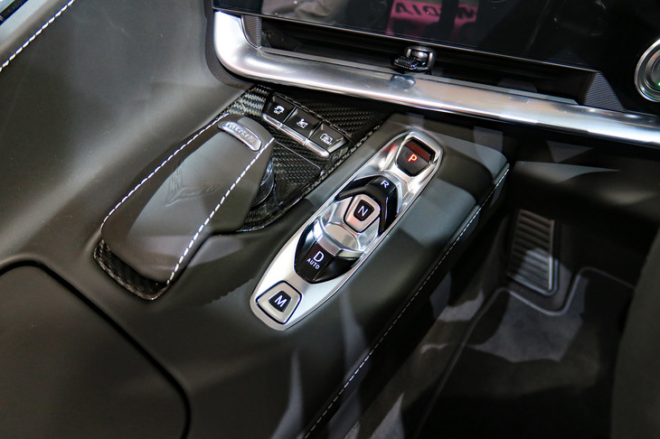 シボレー・コルベット  コンバーチブル 日本仕様プロトタイプ（センターコンソール）