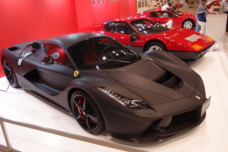 フェラーリ・ラ フェラーリ／コーンズ・モータース