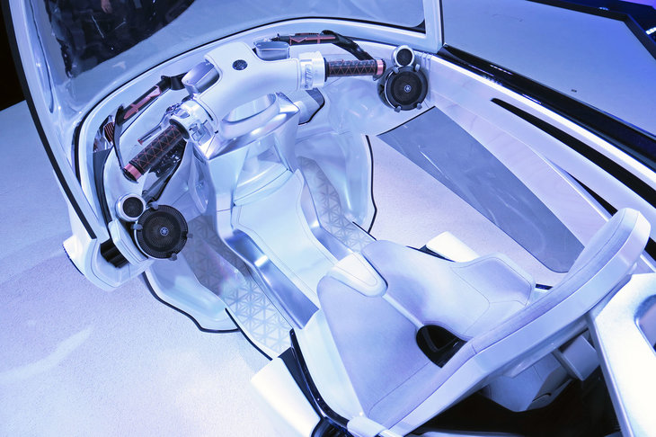 「MW-VISION」はLMWテクノロジーを用いたパーソナルモビリティーだ。