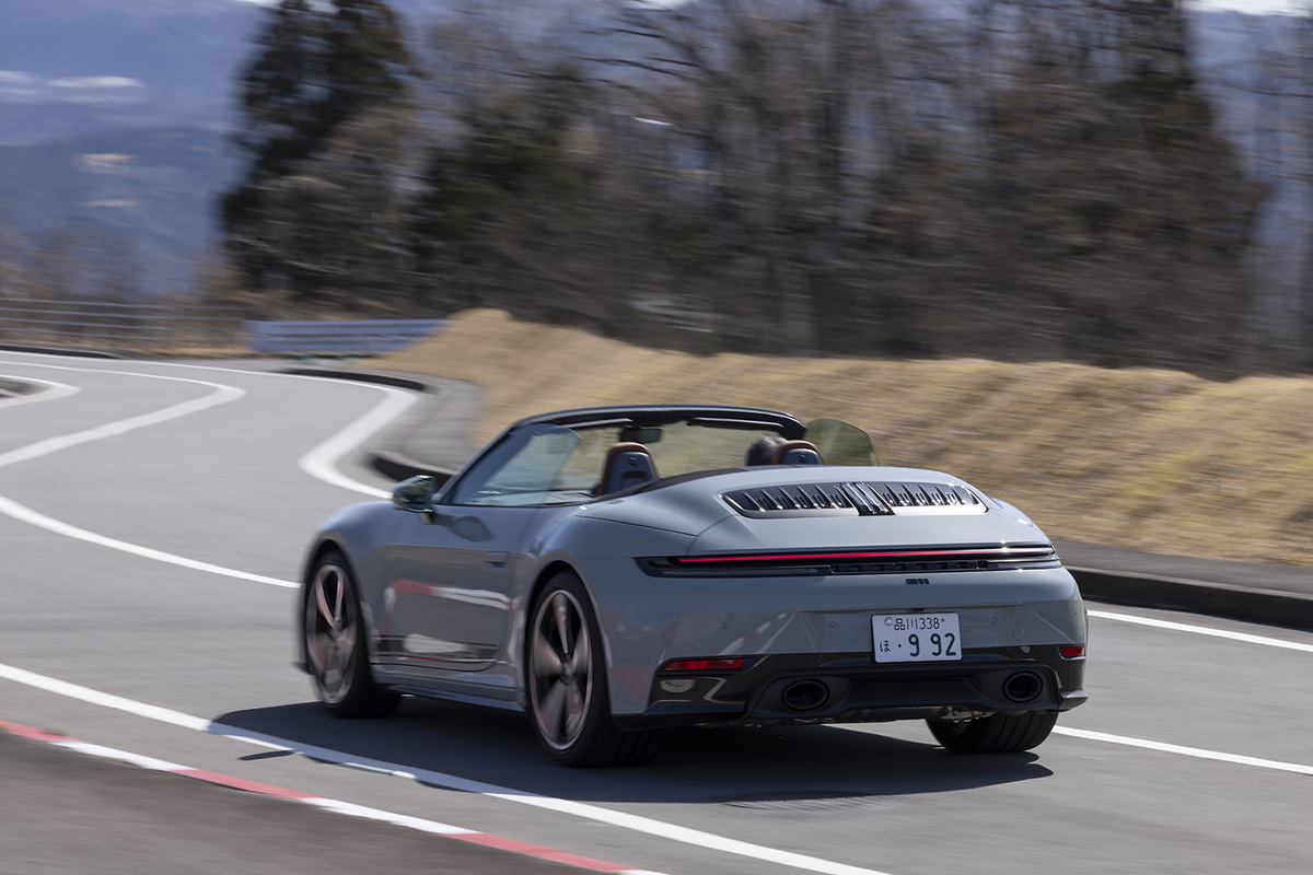 ポルシェ911カレラ カブリオレ（RR/8AT）【試乗記】 比類なきスポーツ