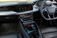 輸入車チョイ乗りリポート 第3回：ドイツの先進・アメリカの神髄の画像