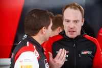 2017年から2019年までトヨタのラリーチームで活躍したヤリ＝マティ・ラトバラ（右）。今は、同チームの代表を務めている。