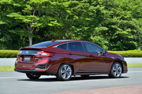 「電動車のグローバルな普及」を見据えて開発された「クラリティ」シリーズ。今回試乗したPHEVのほか、EV（北米市場で販売）とFCVがラインナップされている。