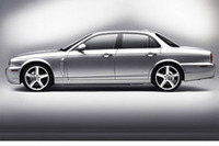 ジャガーXJ、XKが10〜20万円の値上げ