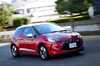 筆者の愛車「DS 3」。（写真＝池之平昌信）