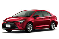 トヨタが「カローラ」シリーズを一部改良　「セダン」と「ツーリング」に「プラスサポート」を採用