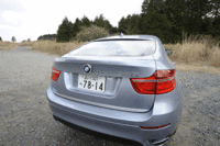 クリックするとシートアレンジによる荷室の変化が見られます。