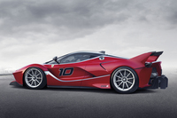 フェラーリがサーキット専用車FXX Kを発表の画像