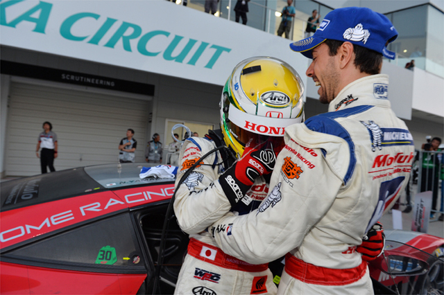 ウイダー モデューロ HSV-010 灼熱の鈴鹿を制す【SUPER GT 2013