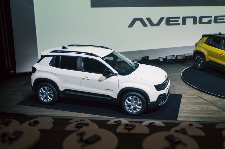 ジープ・アベンジャー アルティテュード（エクステリア）