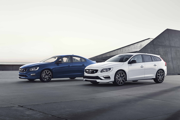 ボルボの高性能モデル「S60ポールスター」（写真左）と「V60ポールスター」（同右）。